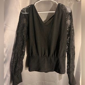 Unworn lace long sleeve sweater XL